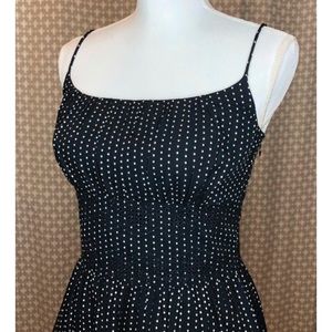 Black & White ✦ Vintage Look ✦ Polka Dot ✦ EUC